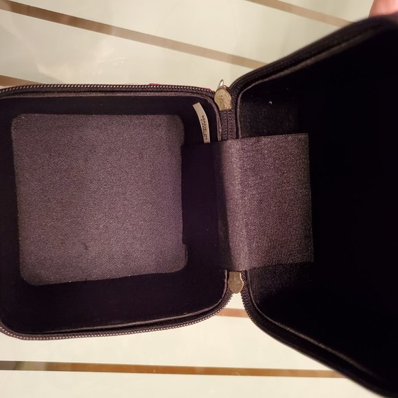 BAG - Picture 2 of 2